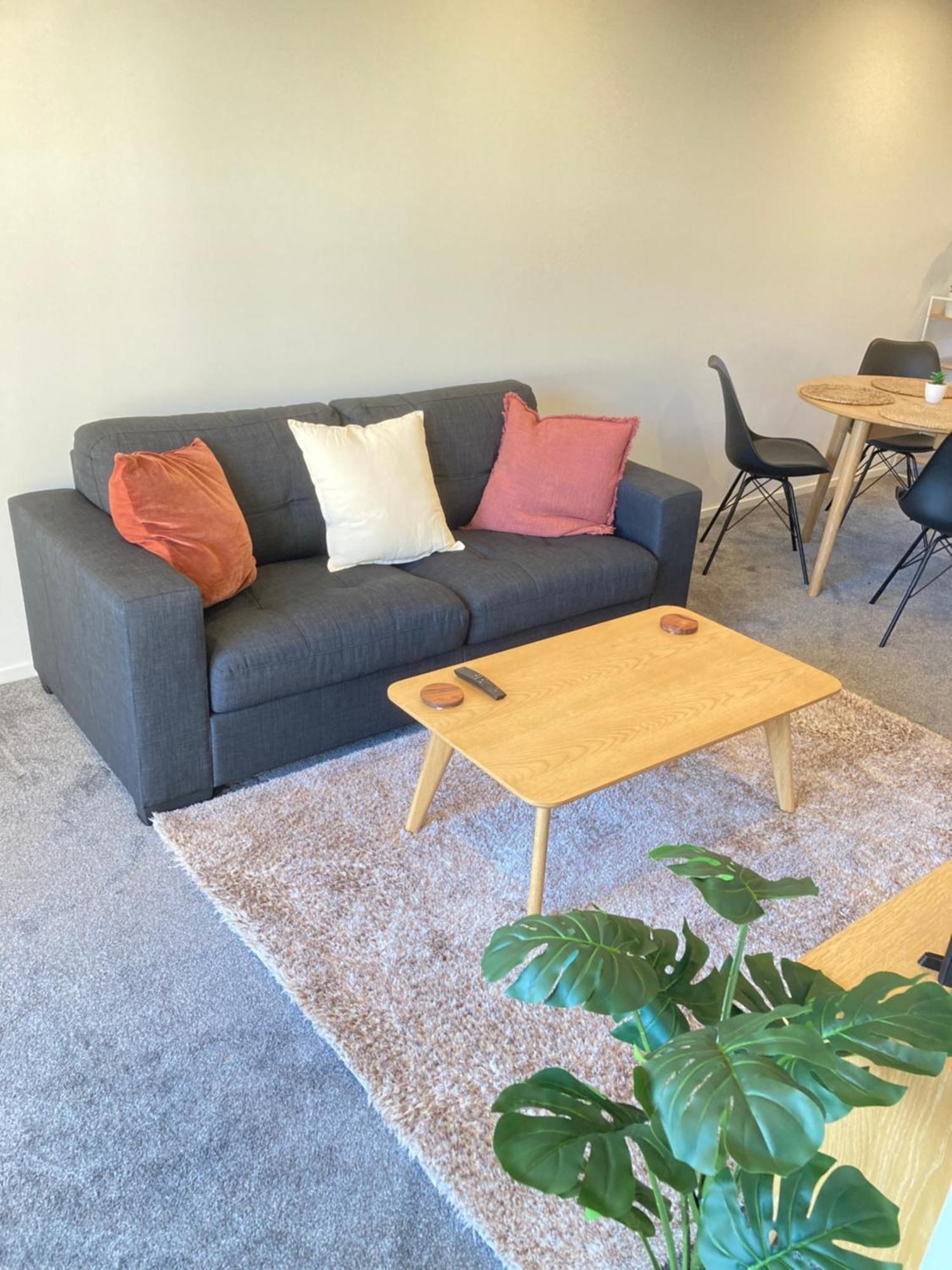 Cheerful 2 Bedroom Townhouse In Addington! Christchurch Exterior photo